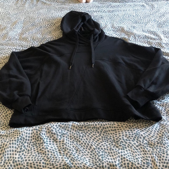 Lululemon Broken Beats Hoodie. - Picture 4 of 8